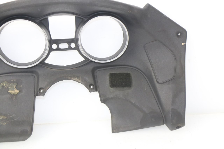 photo de ENTOURAGE COMPTEUR PIAGGIO MP3 LT 400 (2007 - 2012)