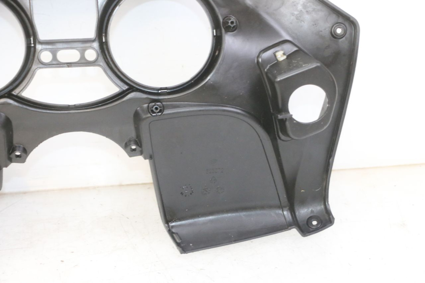 photo de ENTOURAGE COMPTEUR PIAGGIO MP3 LT 300 (2010 - 2016)