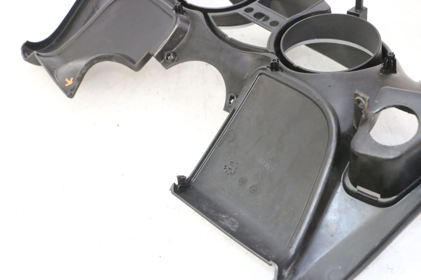 photo de ENTOURAGE COMPTEUR PIAGGIO MP3 LT 300 (2010 - 2016)