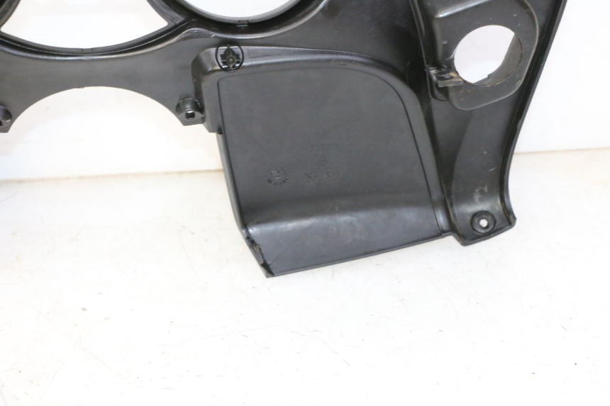 photo de ENTOURAGE COMPTEUR PIAGGIO MP3 LT 300 (2010 - 2016)