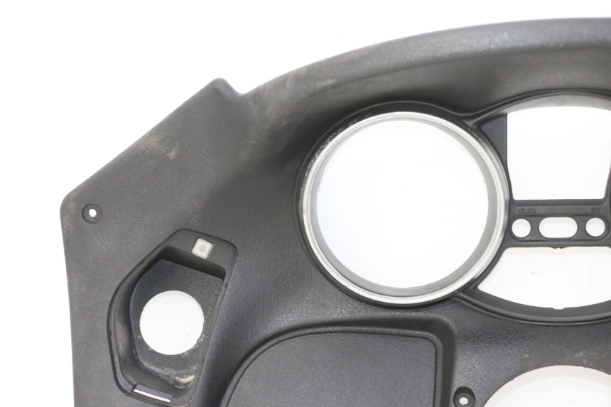 photo de ENTOURAGE COMPTEUR PIAGGIO MP3 RL 250 (2007 - 2010)