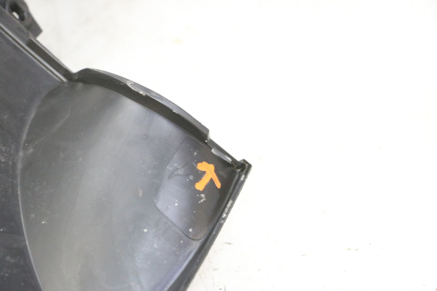 photo de ENTOURAGE COMPTEUR PIAGGIO MP3 RL 250 (2007 - 2010)