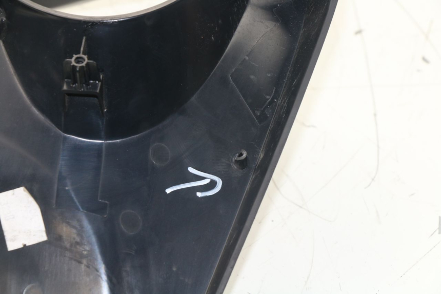 photo de ENTOURAGE COMPTEUR PEUGEOT SATELIS 125 (2013 - 2018)