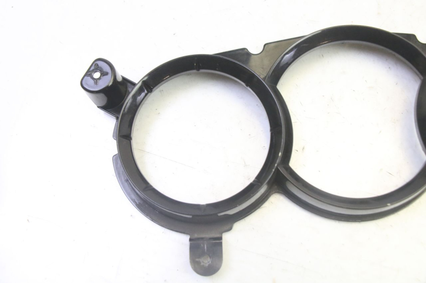 photo de ENTOURAGE COMPTEUR PEUGEOT SATELIS 125 (2013 - 2018)