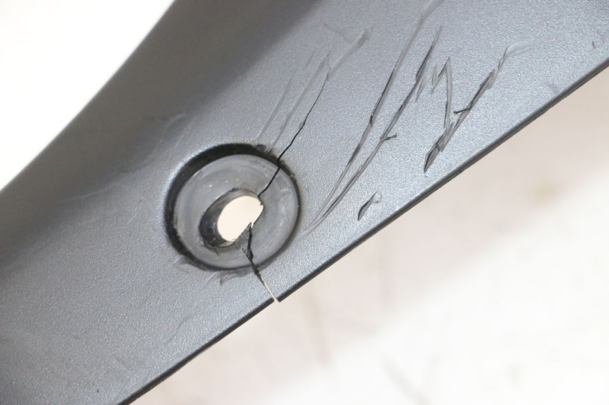 photo de ENTOURAGE COMPTEUR YAMAHA TDM ABS 900 (2002 - 2014)