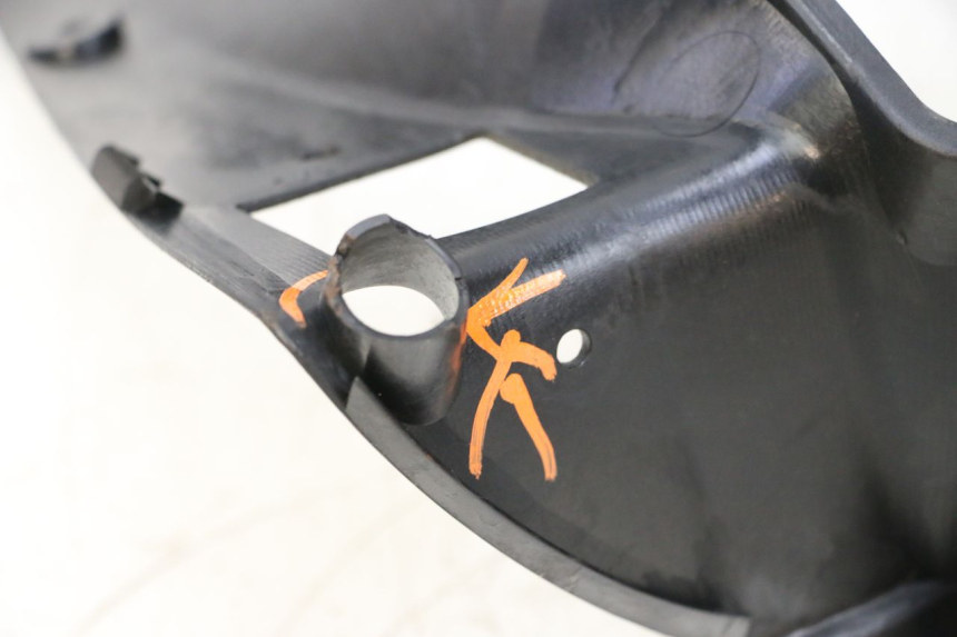 photo de ENTOURAGE COMPTEUR YAMAHA TDM ABS 900 (2002 - 2014) - Zoom état d’usage