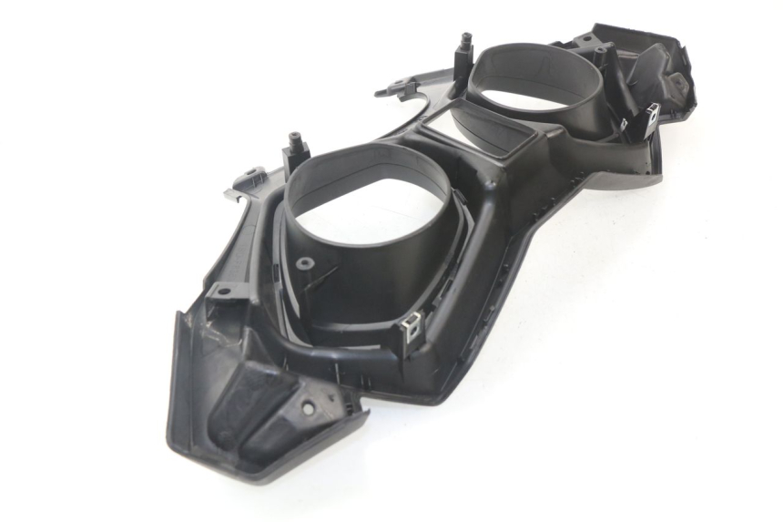 photo de ENTOURAGE COMPTEUR YAMAHA XMAX X-MAX ABS 125 (2014 - 2016) - Zoom état d’usage