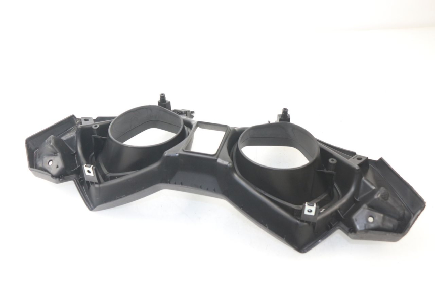 photo de ENTOURAGE COMPTEUR YAMAHA XMAX X-MAX ABS 125 (2014 - 2016) - Autre angle de vue