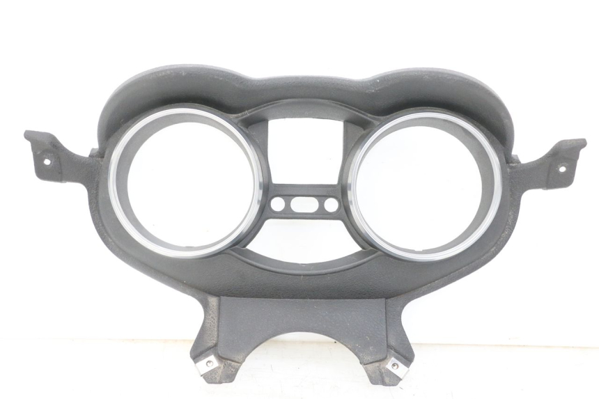 photo de ENTOURAGE COMPTEUR PIAGGIO XEVO - X EVO 125 (2007 - 2017) - Vue principale