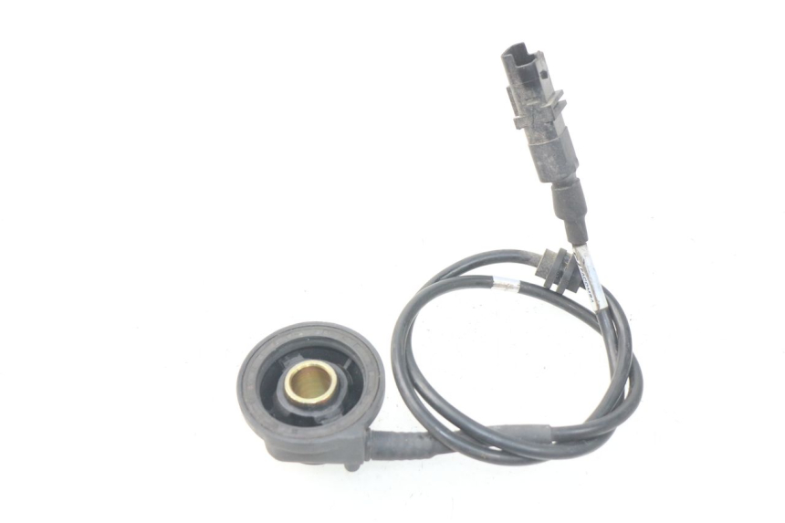 photo de ENTRAINEUR COMPTEUR PEUGEOT SATELIS 300 (2012 - 2015) - Gros plan technique