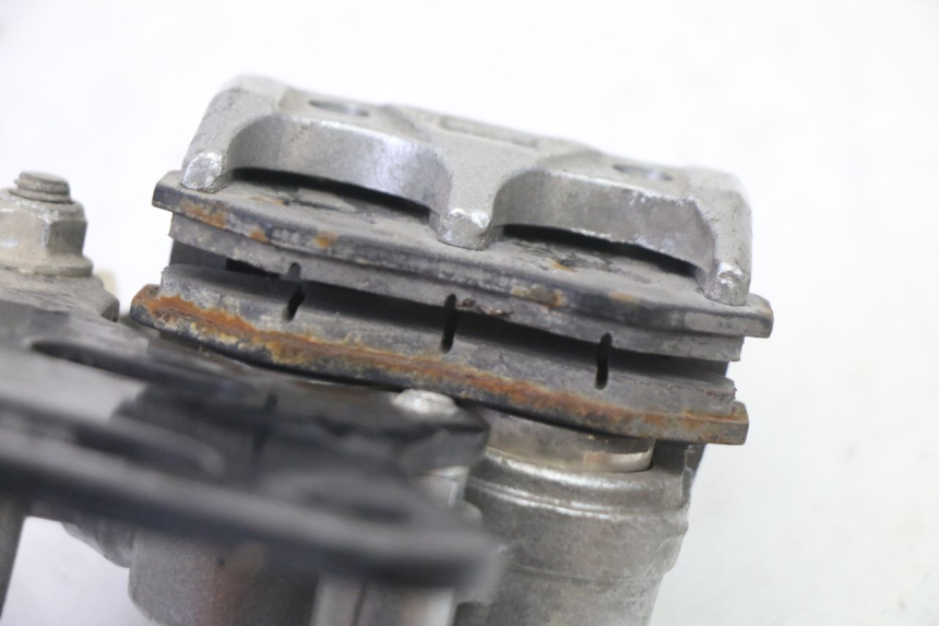 photo de ÉTRIER DE FREIN ARRIÈRE CCR DIRT BIKE 125