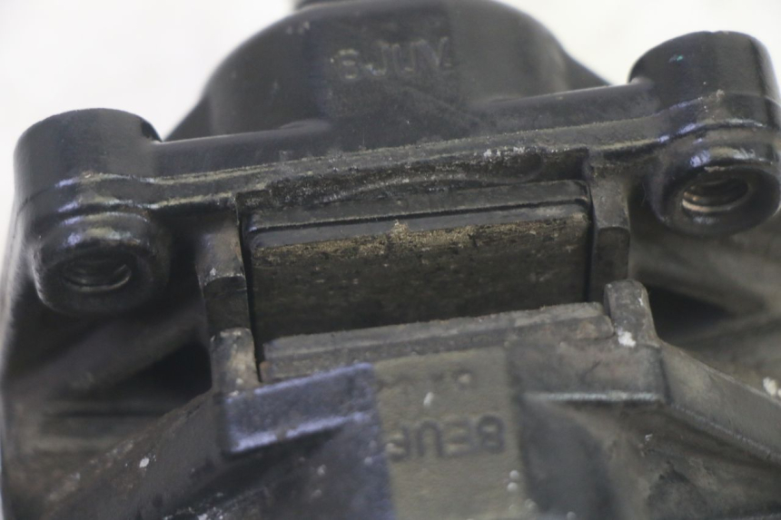 photo de ÉTRIER DE FREIN ARRIÈRE SYM FIDDLE 3 III 125 (2014 - 2020) - Vue d’ensemble