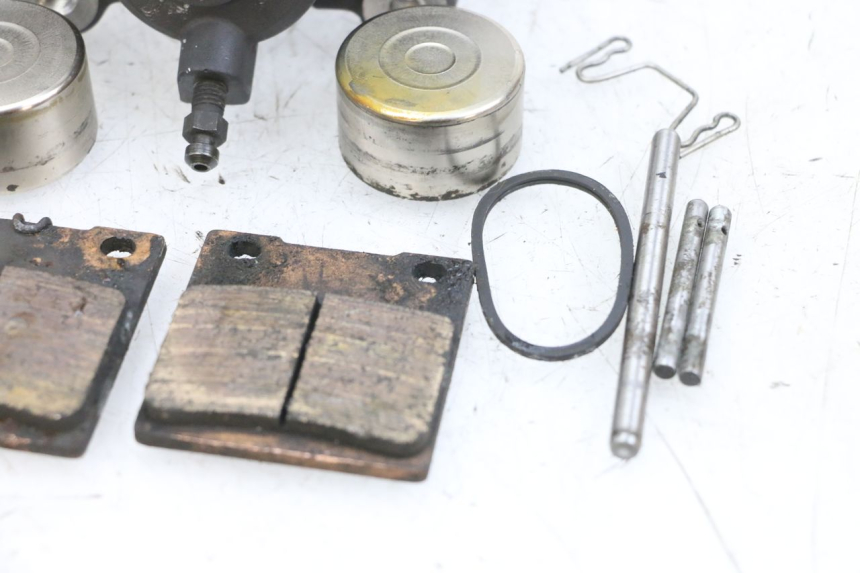 photo de ETRIER FREIN ARRIERE SUZUKI GSF N BANDIT 600 (1996 - 1999) - Vue d’ensemble