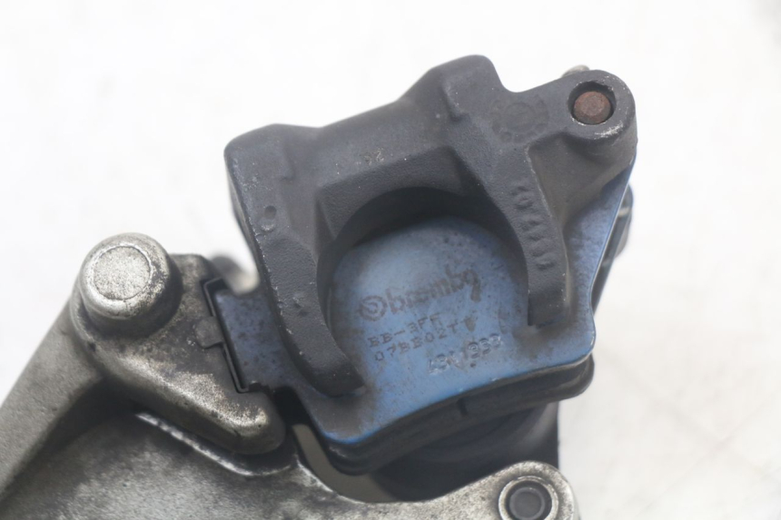 photo de ÉTRIER DE FREIN ARRIÈRE YAMAHA XT X 660 (2004 - 2016)