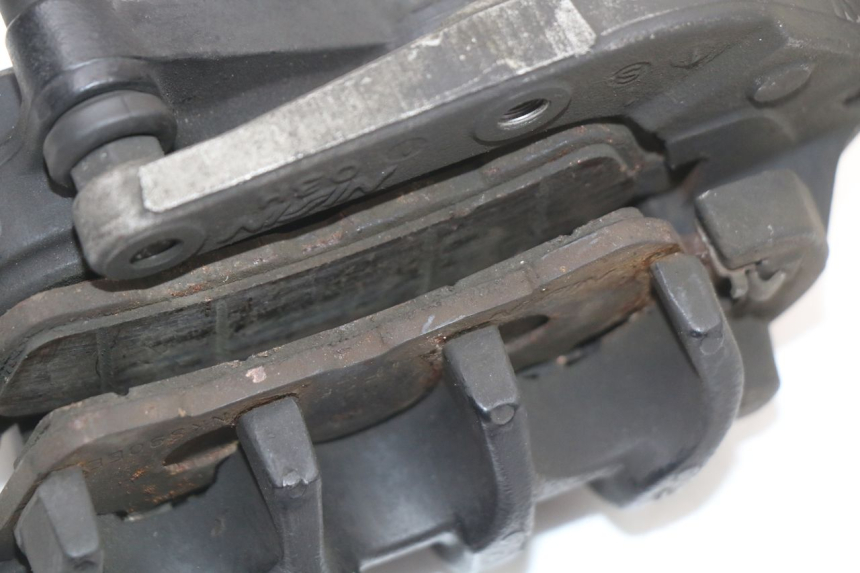 photo de ÉTRIER DE FREIN AVANT SUZUKI BURGMAN 125 (2007 - 2014)