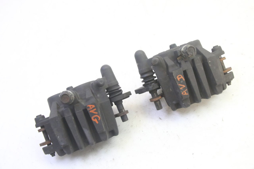 photo de ETRIER FREIN AVANT SUZUKI DL V STROM 1000 (2002 - 2007) - Autre angle de vue