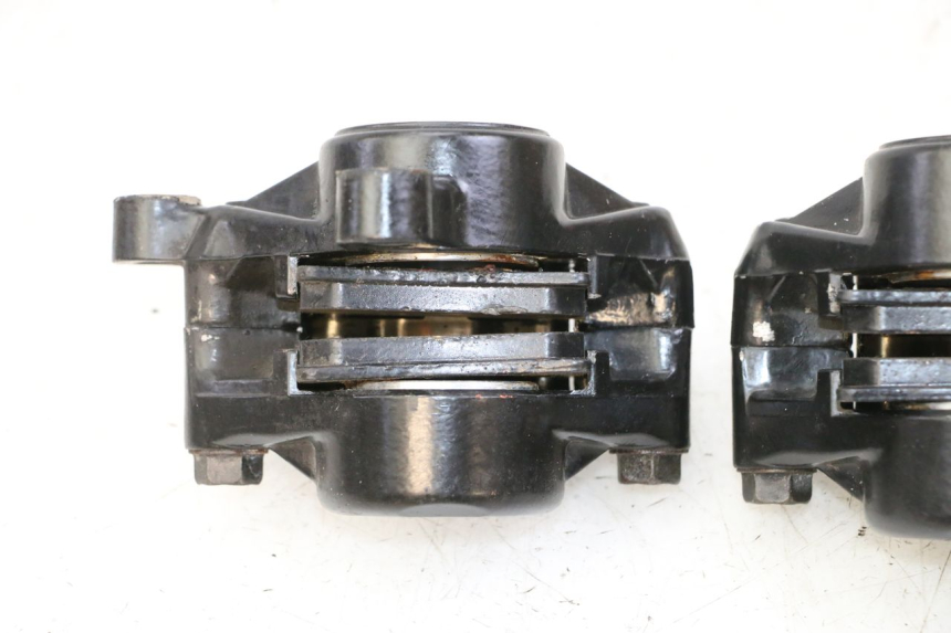 photo de ETRIER FREIN AVANT YAMAHA FJ 36Y 1100 (1984 - 1985)