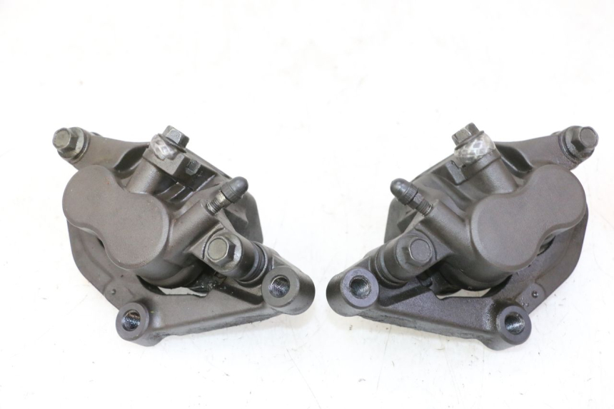 photo de ETRIER FREIN AVANT YAMAHA FZ6 N FAZER 600 (2004 - 2006)