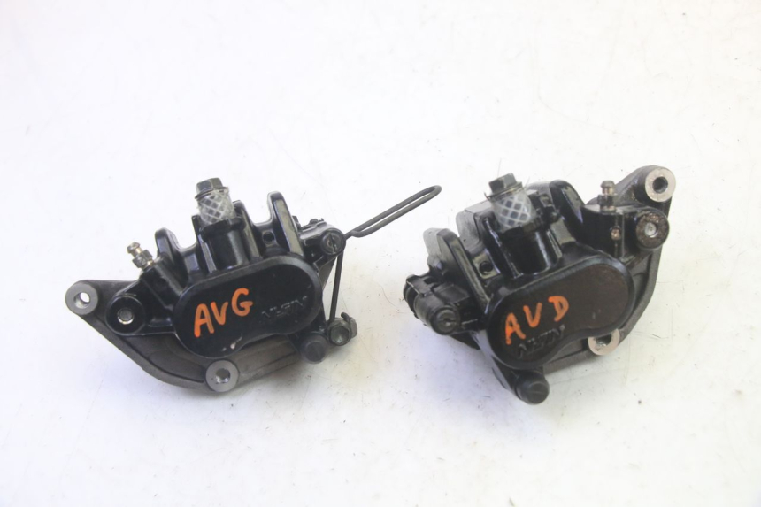 photo de ETRIER FREIN AVANT SUZUKI GSF N BANDIT 600 (1996 - 1999) - Vue principale