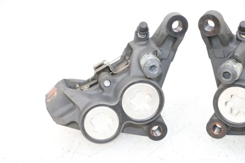 photo de ETRIER FREIN AVANT YAMAHA MT-07 MT07 ABS 700 (2018 - 2020) - Pièce contrôlée