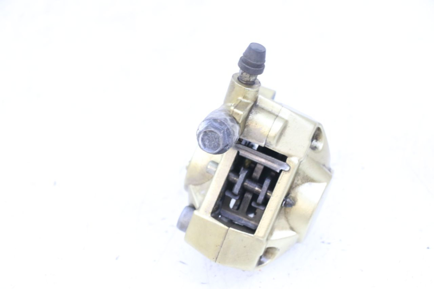 photo de ETRIER FREIN AVANT YAMAHA NEO'S NEOS 2T 50 (1998 - 2007) - Points de fixation