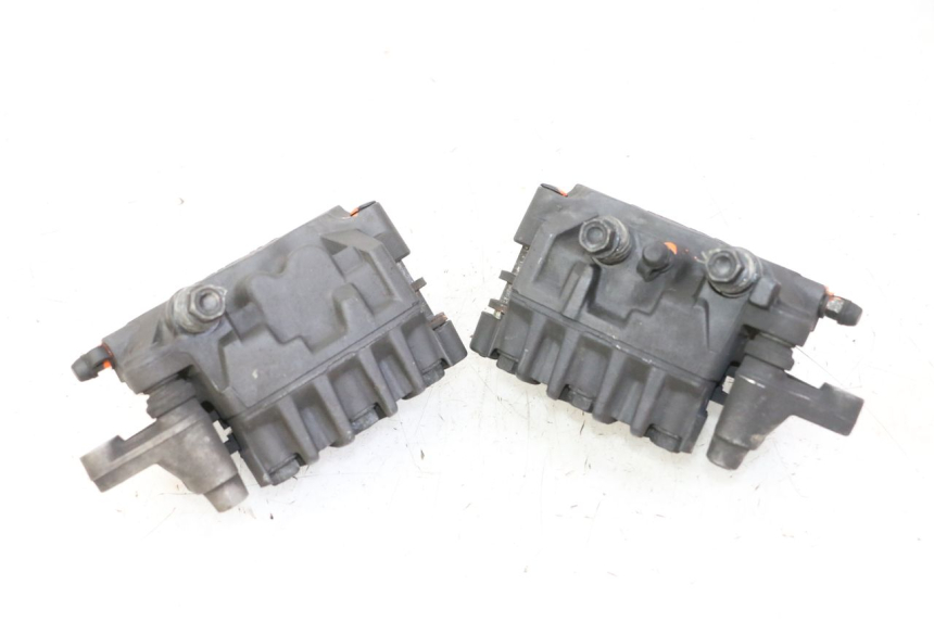 photo de ETRIER FREIN AVANT HONDA NTV DEAUVILLE 650 (2001 - 2006)