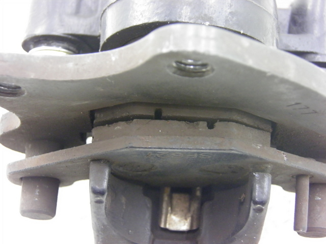 photo de ÉTRIER DE FREIN AVANT PEUGEOT KISBEE 4T 50 (2010 - 2017)