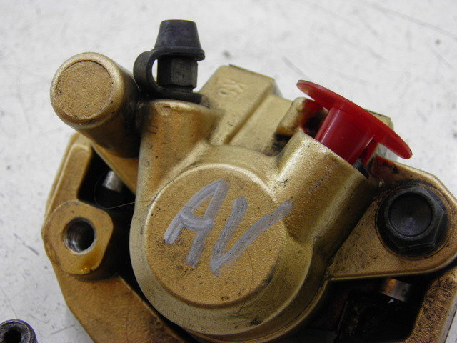 photo de ÉTRIER DE FREIN AVANT PEUGEOT V-CLIC VCLIC 50 (2007 - 2013)