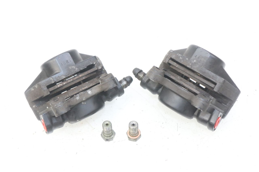 photo de ÉTRIER DE FREIN AVANT PIAGGIO MP3 500 (2014 - 2016)
