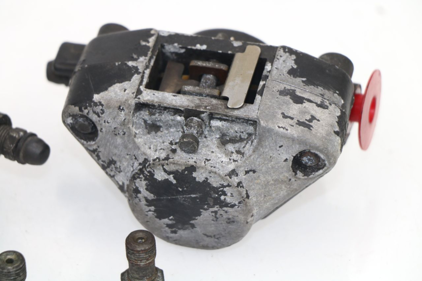 photo de ETRIER FREIN AVANT PIAGGIO MP3 500 (2011 - 2015)