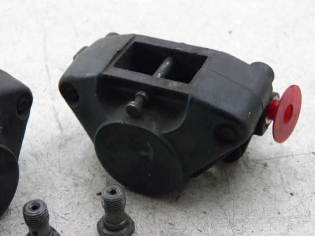 photo de ETRIER FREIN AVANT PIAGGIO MP3 LT 300 (2010 - 2016)