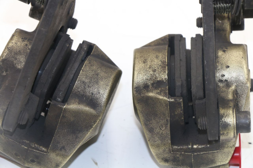 photo de ÉTRIER DE FREIN AVANT PIAGGIO X9 EVOLUTION 125 (2003 - 2007)