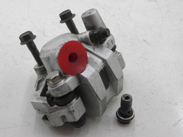 photo de ETRIER FREIN AVANT ROADSIGN WALLABY 50 (2009 - 2014) - Autre angle de vue