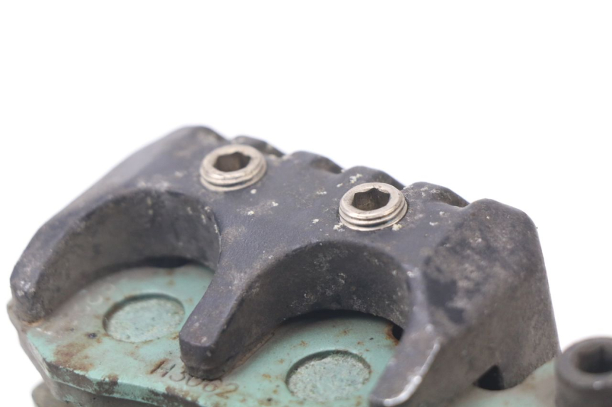 photo de ÉTRIER DE FREIN AVANT GILERA RUNNER SP 50 (2009 - 2017)