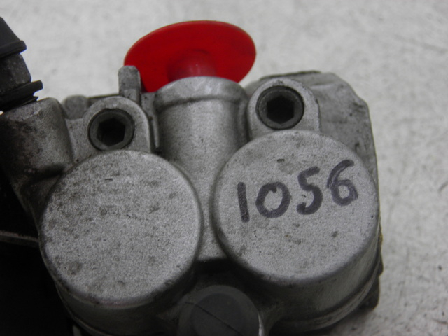 photo de ÉTRIER DE FREIN AVANT SYM FIDDLE 2 50 (2008 - 2013)