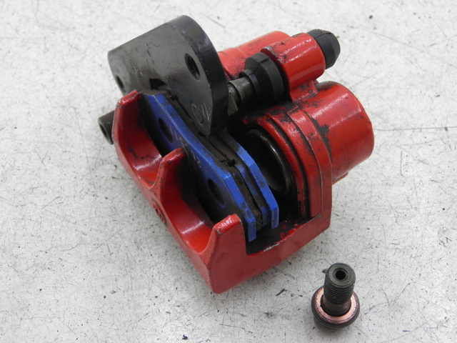 photo de ETRIER FREIN AVANT SYM ORBIT 2 4T 50 (2008 - 2017)