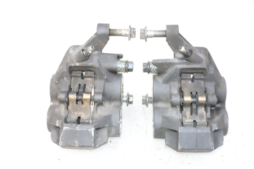 photo de ÉTRIER DE FREIN AVANT YAMAHA TDM ABS 900 (2002 - 2014)