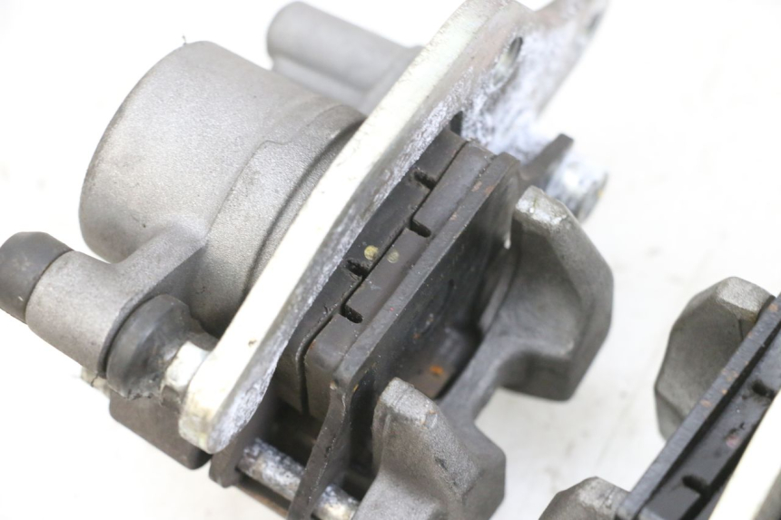 photo de ETRIER FREIN AVANT YAMAHA TRICITY 300 (2020 - 2024) - Zoom état d’usage