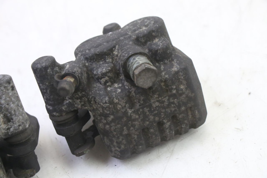 photo de ÉTRIER DE FREIN AVANT PIAGGIO X9 EVOLUTION 125 (2003 - 2007)