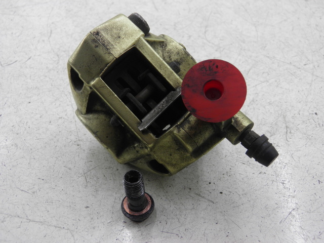 photo de ETRIER FREIN AVANT YAMAHA YN NEO'S 50 (1997 - 2004)