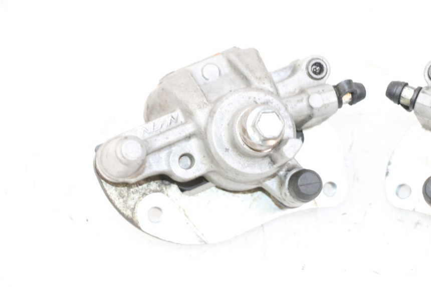 photo de ETRIER FREIN AVANT YAMAHA YFM R RAPTOR 250 (2008 - 2014) - Marquages et références