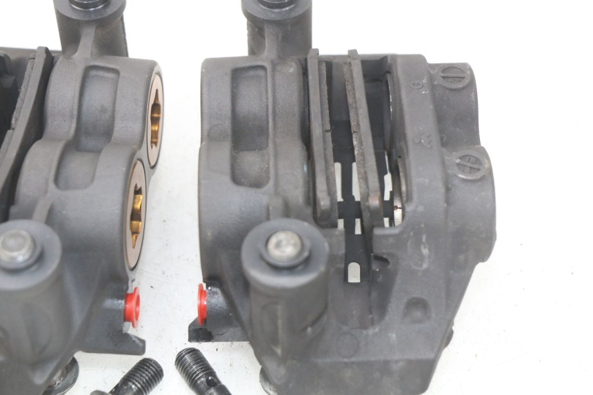 photo de ETRIER FREIN AVANT YAMAHA YP T-MAX TMAX 530 (2017 - 2020)