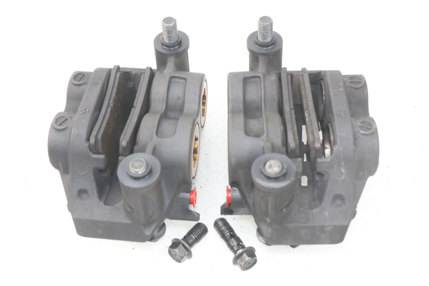 photo de ETRIER FREIN AVANT YAMAHA YP T-MAX TMAX 530 (2017 - 2020)