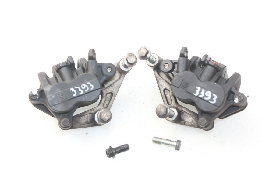 photo de ETRIER FREIN AVANT YAMAHA YP X-MAX XMAX 400 (2014 - 2017)