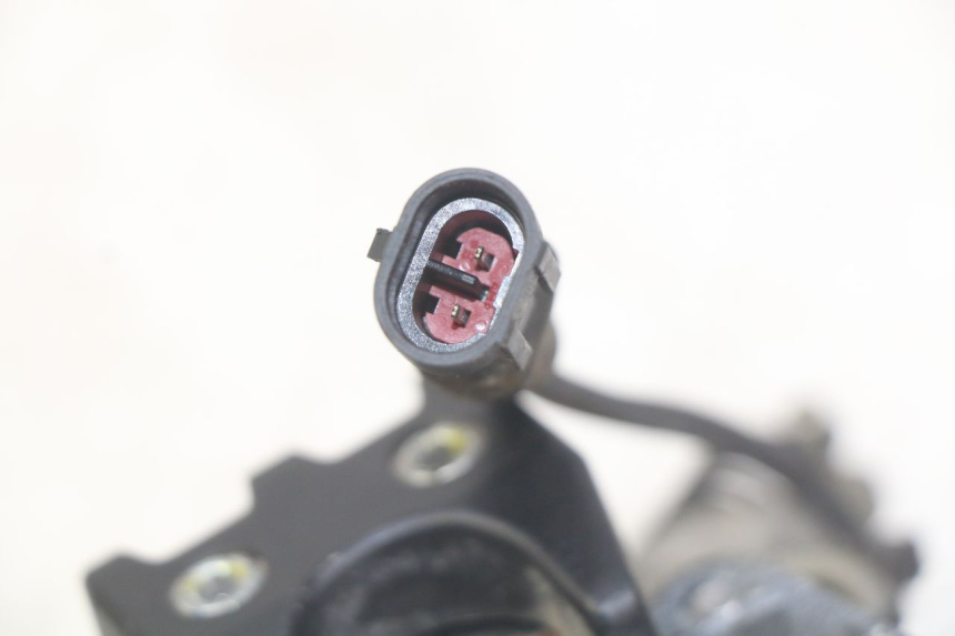 photo de ETRIER FREIN ROLL LOCK PIAGGIO MP3 RL 250 (2007 - 2010)