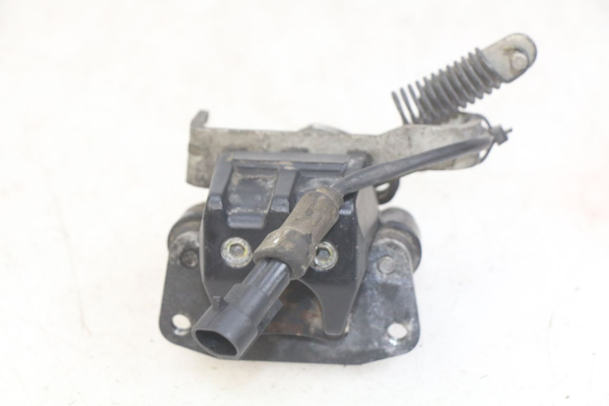 photo de ETRIER FREIN ROLL LOCK PIAGGIO MP3 RL 250 (2007 - 2010)