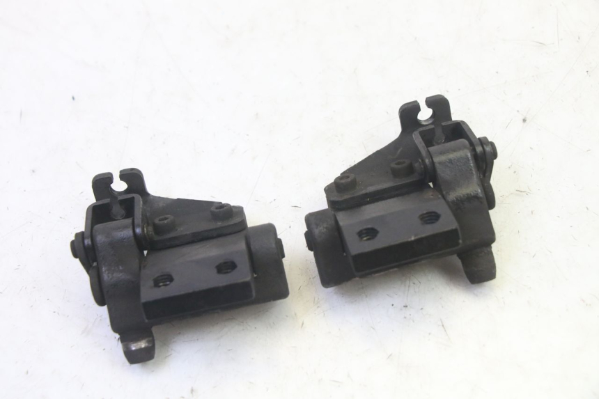 photo de ETRIER PARKING QUADRO 4 4D 350 (2015 - 2018)