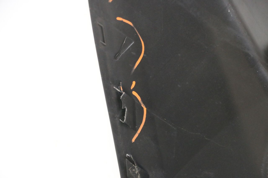 photo de FACE AVANT SUZUKI BURGMAN 125 (2007 - 2014) - Gros plan technique