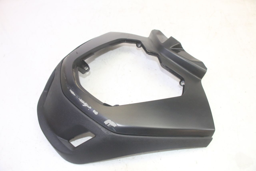 photo de FACE AVANT INFERIEUR PIAGGIO MP3 HPE 350 (2018 - 2020) - Gros plan technique