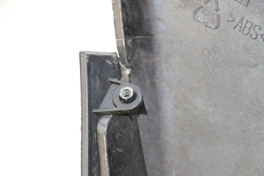 photo de FACE AVANT INFERIEUR PIAGGIO MP3 LT 300 (2010 - 2016)